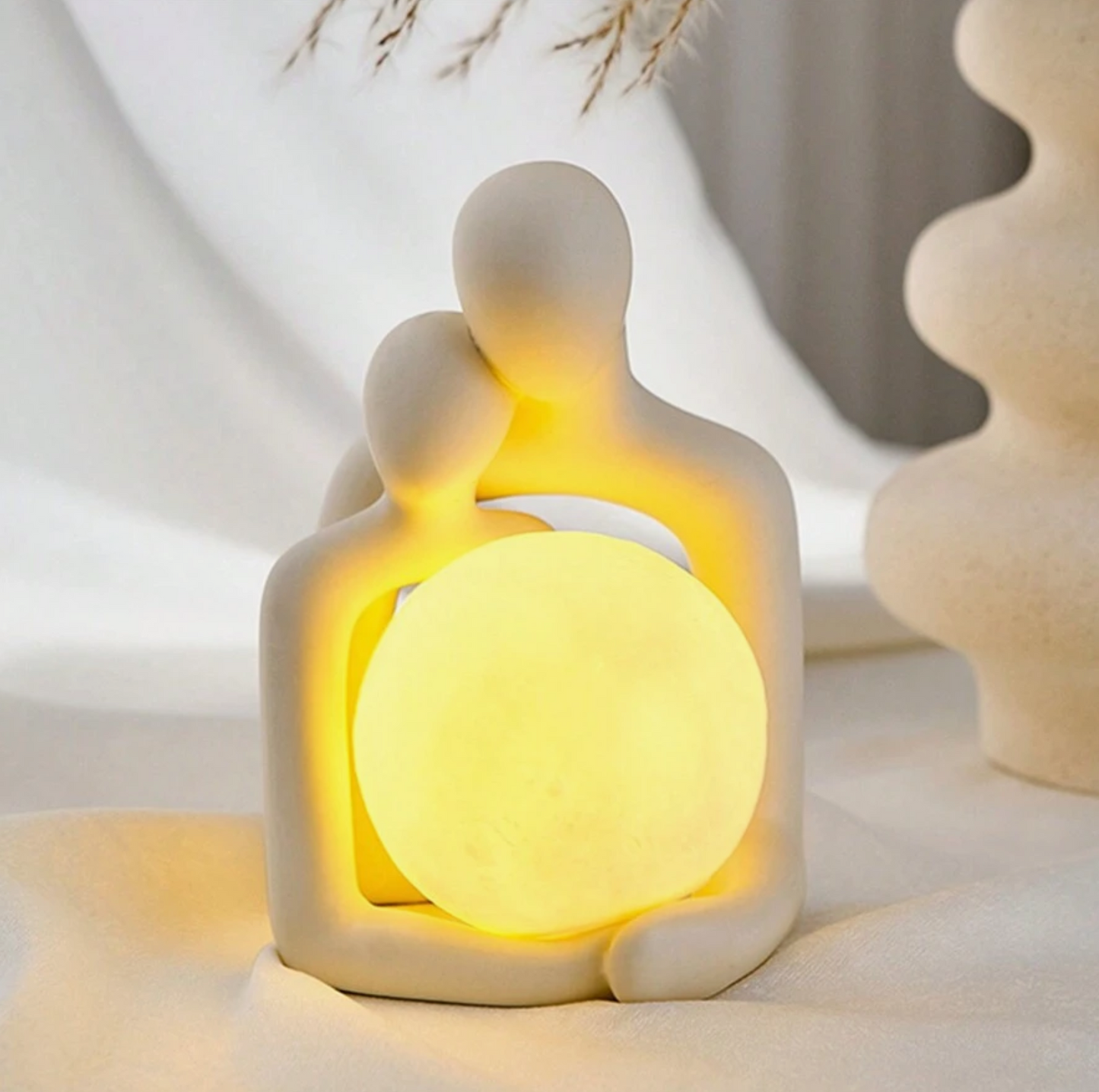 Romantic Couple Love Sculpture Holder