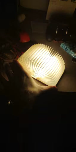 Magic Wooden Book Lamp – 360° Foldable USB Reading Light with Soft Glow & Long Battery Life for a Cozy Home Ambience